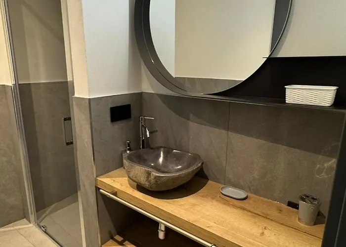 Secret 피아넬로 델 라리오